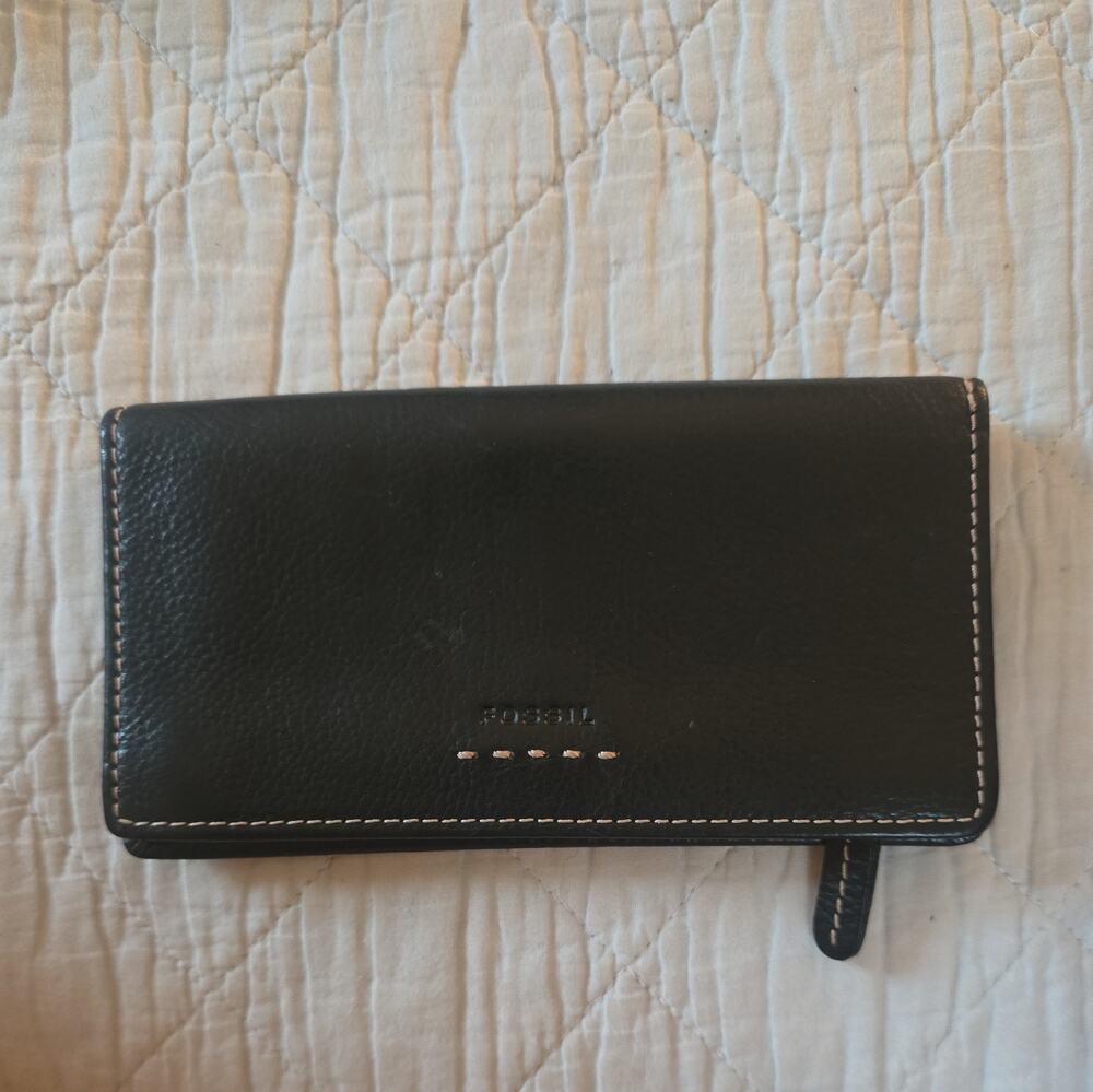 Vintage FOSSIL Women's Black Leather Checkbook Wallet change purse 7" X 4"